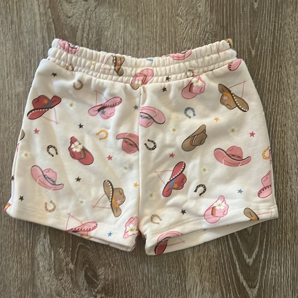 btween NWT Light Pink Cowgirl Sweatshirt and Shorts Set size 5 - Picture 5 of 6